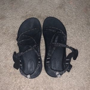 Black chacos